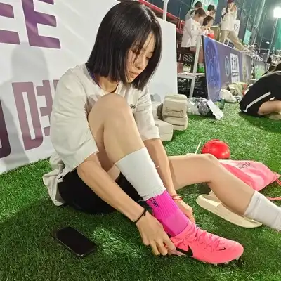 薛博博